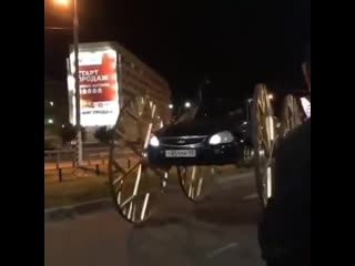 Ляяяя чо ей нада?