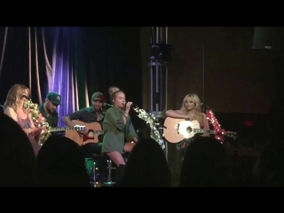 Danielle bradbery room for two girls of spring