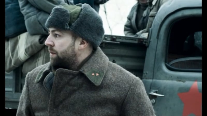 Военный исторический фильм **слушай тишину**