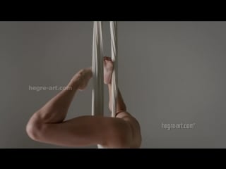 Nude anti gravity yoga [вирт virt porno solo super hot girl]