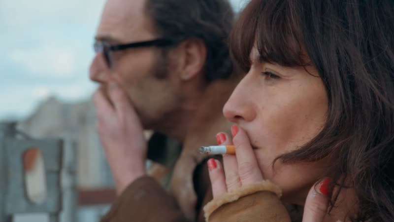 Непонятная любовь/l'amour flou (2018)