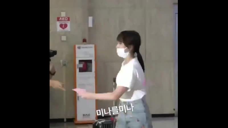 Thinking about how mina takes every single fan letter given to her because before she became an idol she was a kpop fan herself