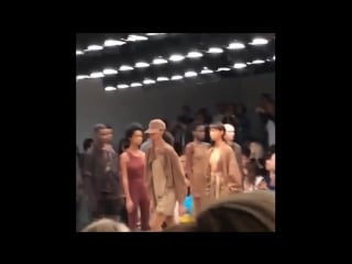 Kanye west kim kardashian kylie jenner yeezy yeezyseason2 fashion show