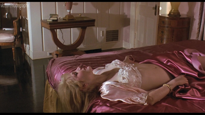 Дженни райт (jenny wright) в фильме "газонокосильщик" (the lawnmower man, 1992, бретт леонард) 1080p