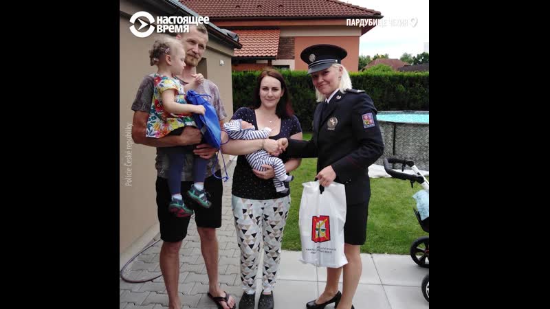 Чешские полицейские сопроводили машину с рожающей женщиной