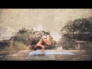 Yoga – yanni de melo