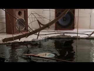 Submerged turntable