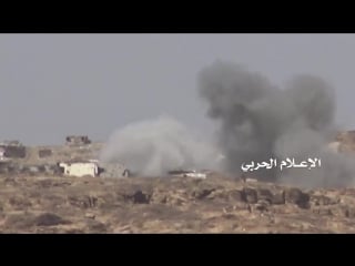 В понедельник силы хуси нацелились на военную базу, принадлежащую коалиции под руководством саудовской аравии на пограничном пер