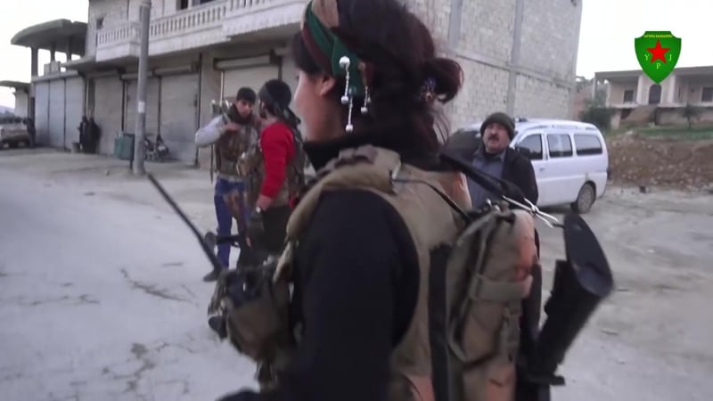 Курдские формирования в боях у города бильбиль в кантоне африн