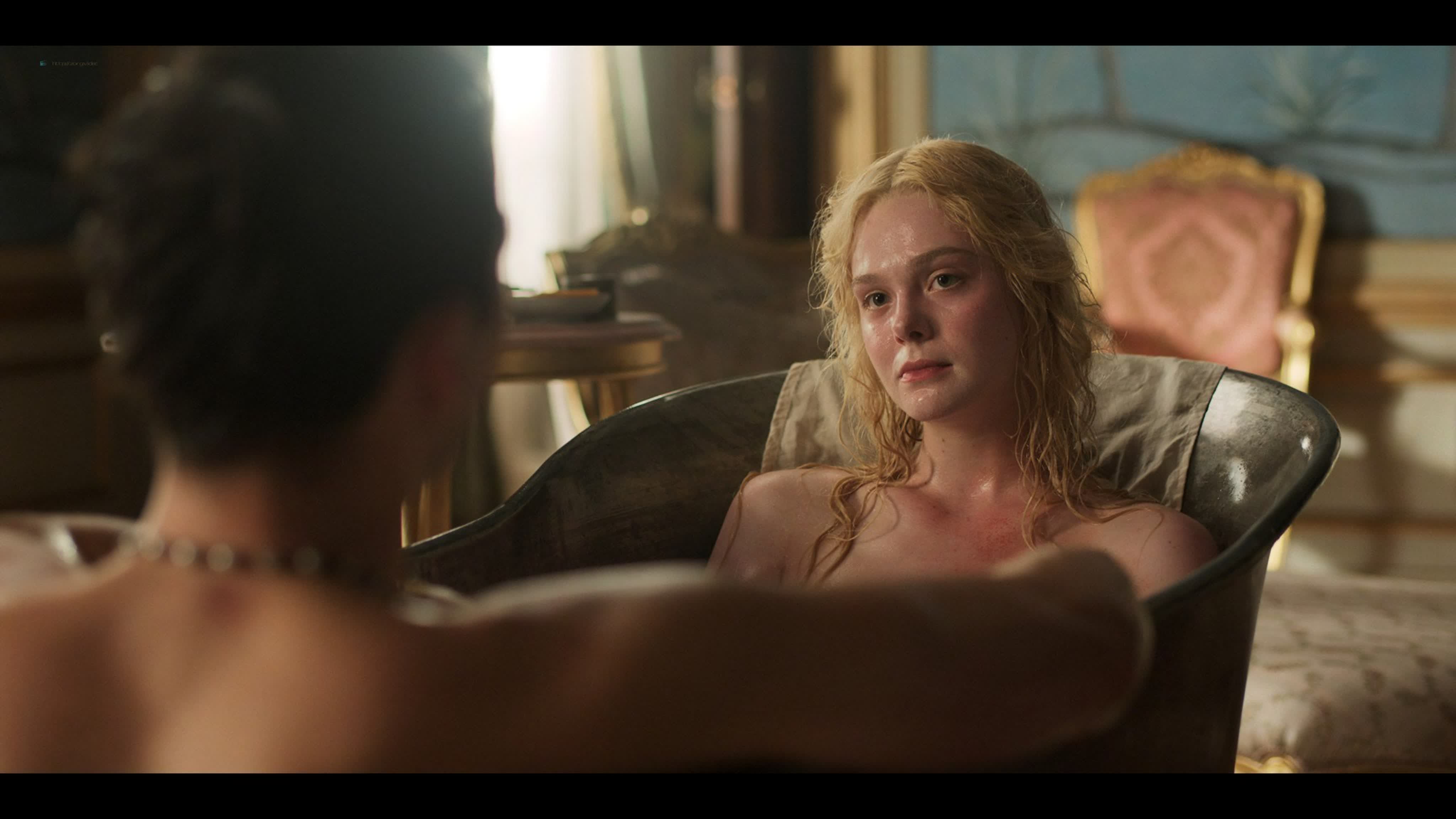 Эль фэннинг (elle fanning hot scenes in the great s01e05 10 2020)