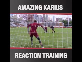 Reaction session with loris karius