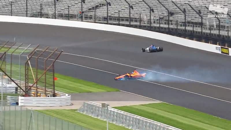 Raw video fernando alonso crashes during 2019 indy 500 practice