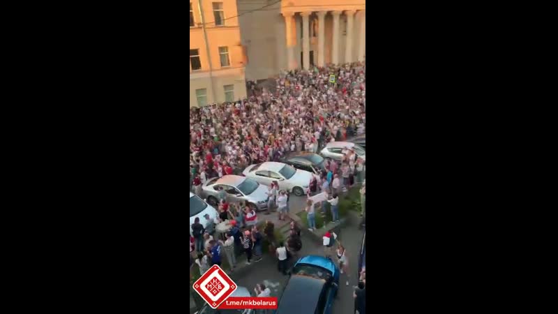 Сила минского протеста в том, что он мирный уязвимость – в том же