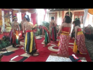 Pemenuhan hukum adat suku dayak ma'anyan