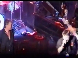 Deep purple feat bruce dickinson, janick gers & nicko mcbrain smoke on the water