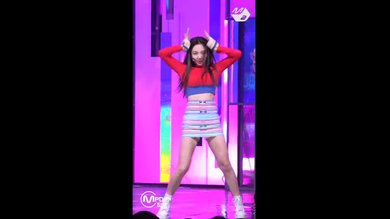 190425 twice fancy @ m!countdown (nayeon fancam)