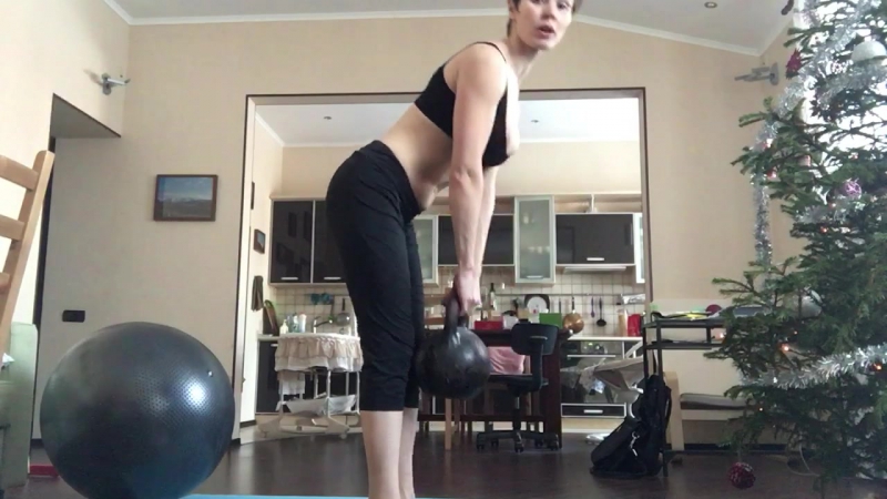 Тяга гири к поясу