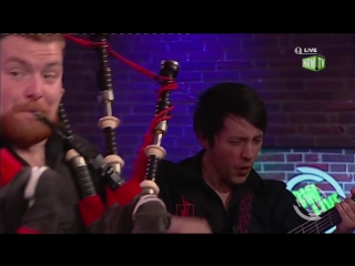 Red hot chilli pipers live