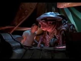 Farscape 1x17 through the looking glass