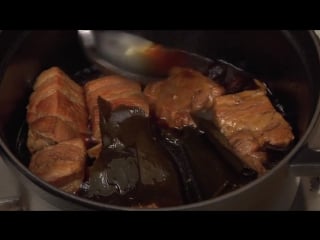 How to make pork kakuni (braised pork with less fat recipe) cooking with dog