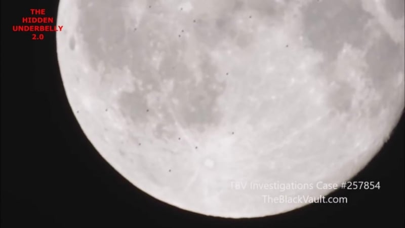Multiple ufos fly across moon captured by amateur astronomer rome, italy