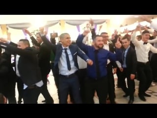 Düğünde gelin damat oyun atışması süper çekişmeli eğlenceli türk düğünü