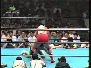 Mitsuharu misawa [c] vs akira taue