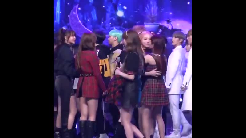 Izone' eunbi with ej and chaejeong