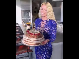 Клаудия шиффер празднует 50 летие