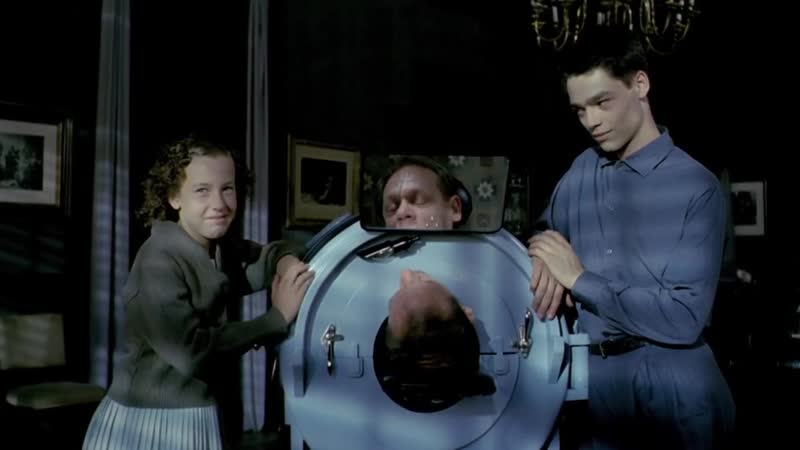 За стеклом / tras el cristal (1987)