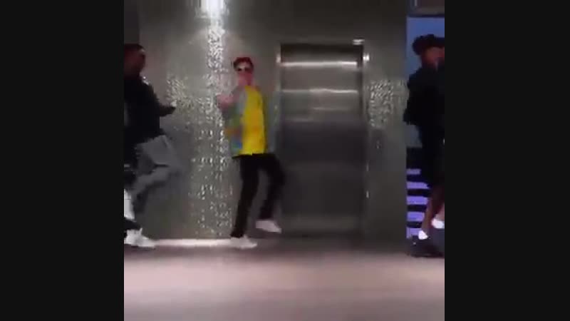 Когда бабушка дала денюшку погулять