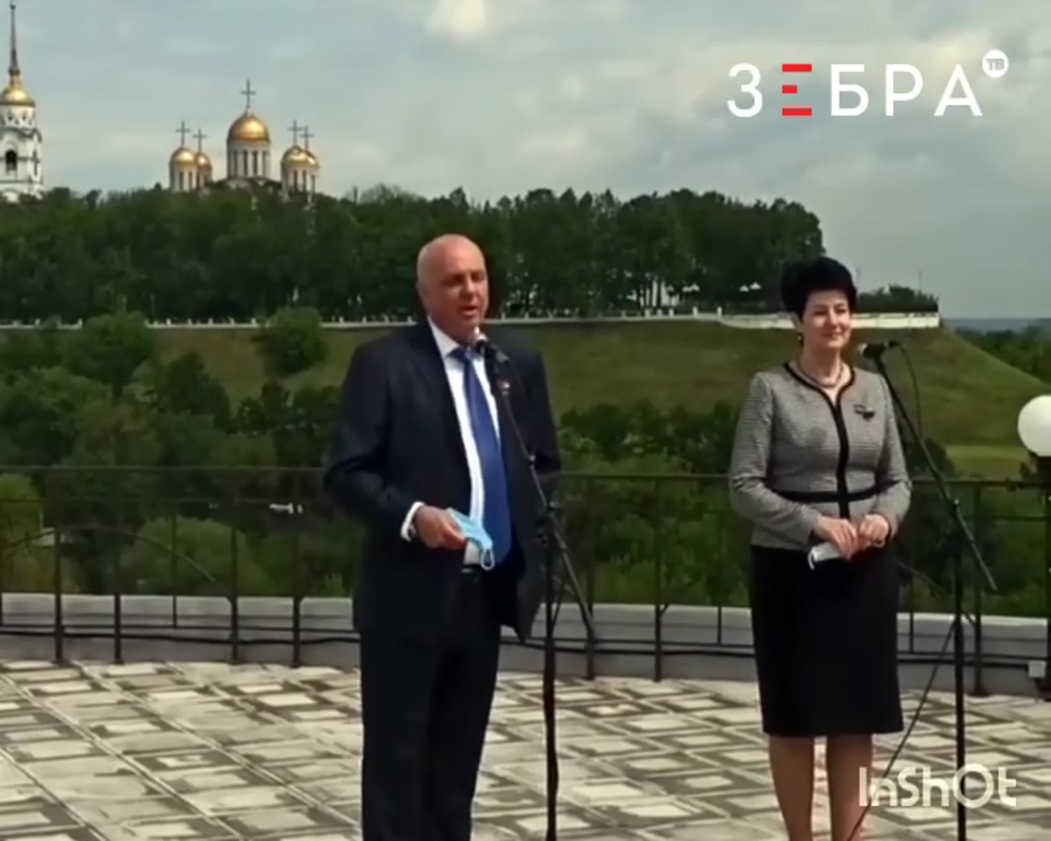 Андрей шохин поздравил выпускников с «последним звонком» получилась ...