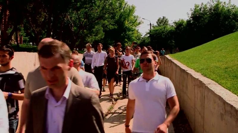 Открытие пляжа, захваченного киевским миллиардером, бывшим депутатом хмельницким