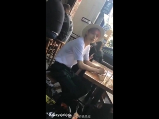 180911 fancam mu ziyang in airport