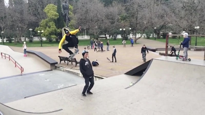 Sema kutuzov nose bonk at stas aloyan's head