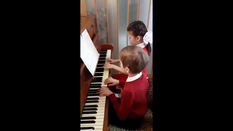 Кисины лёня и полина выпускники гр секрет