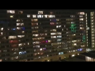 Амстердамский карантинный балконный рейв aka amsterdam quarantine balcony rave!! (2020)