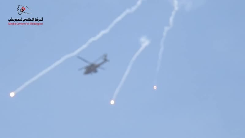 أسرى حوثيين بيد الجيش في محور علب وتقدمات جديدة للجيش الوطني في باقم