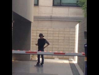 [fancam]150426 dongwoo at woollim building