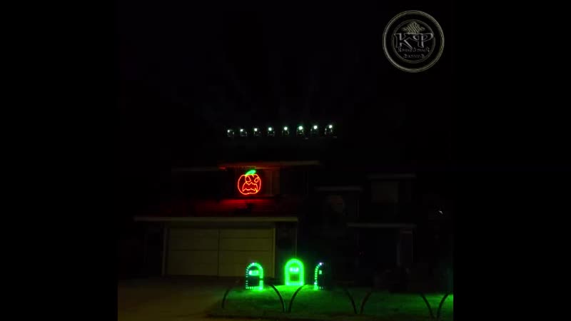 Световое шоу на хэллоуин