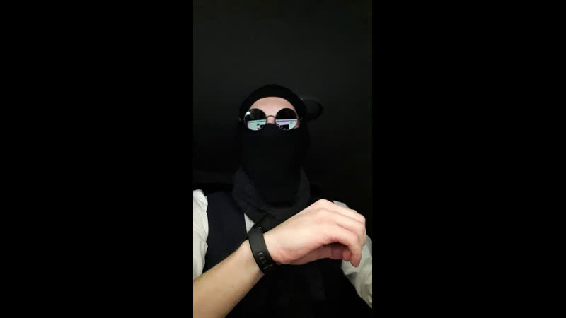 Сидим пердим