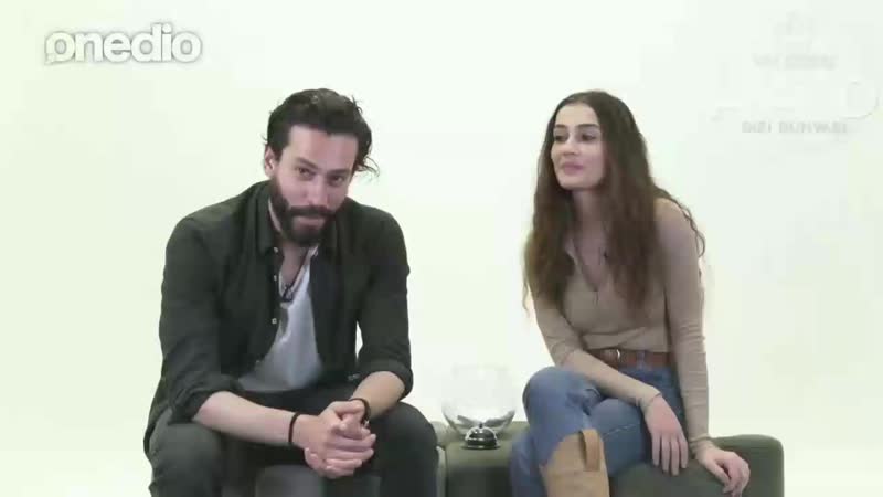 Экин коч и севда эргинджи отвечают на вопросы фанатов на onedio