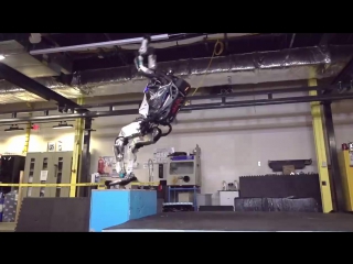 Сальто в исполнении робота atlas от boston dynamics