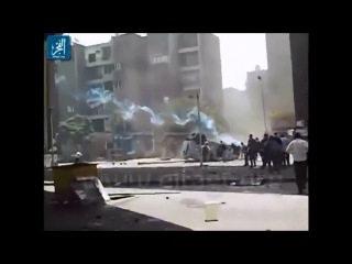 Каир египет броневик летит с моста 15 08 13