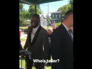 Vitali klitschko and deontay wilder & klitschko brothers with legendary tommy hearns!