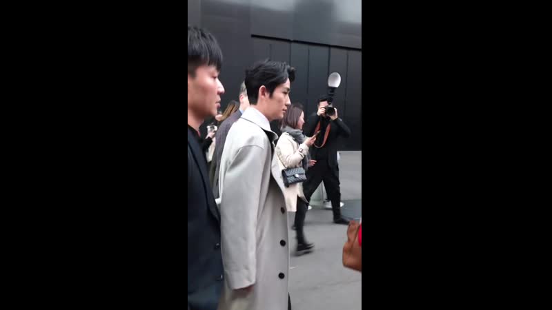 Zhuyilong в плащике шень вея )))