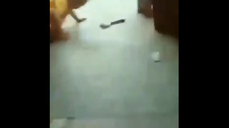 Глянь ка че у меня там такое