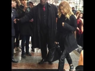 Рози в париже, 4 марта 2016 автор артур нечаев