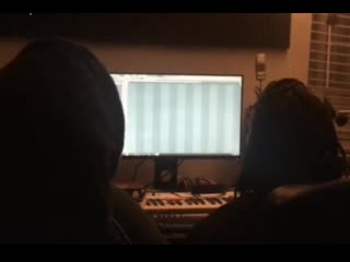 Omenxiii & mf khaos at work