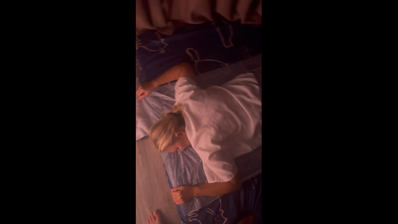 Парный массаж у мамы и сына